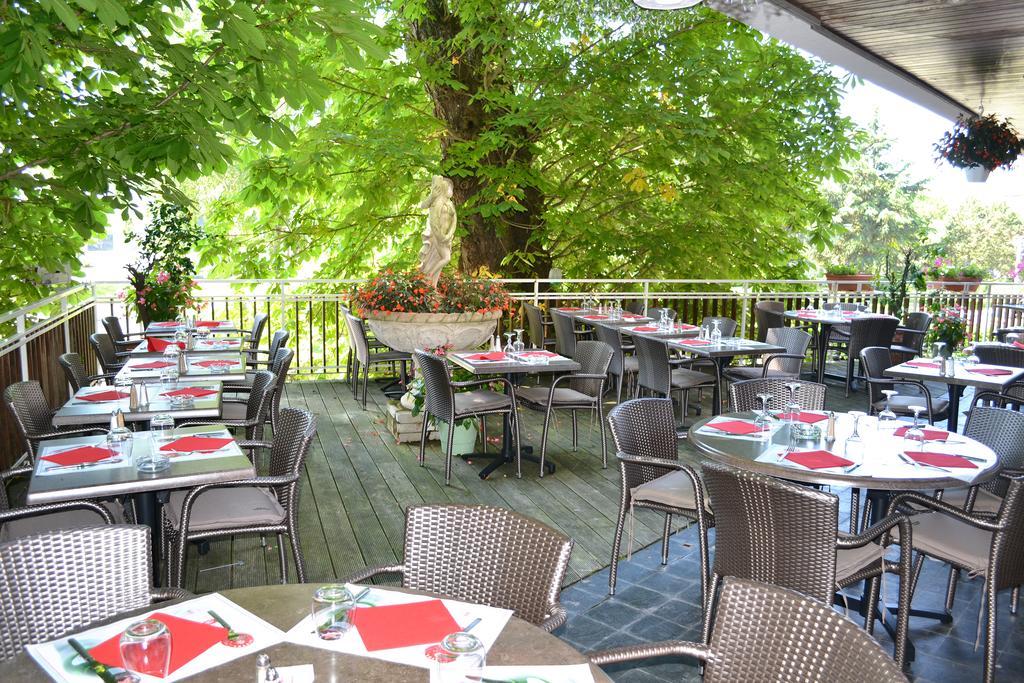 Hotel La Scala Питивье Экстерьер фото