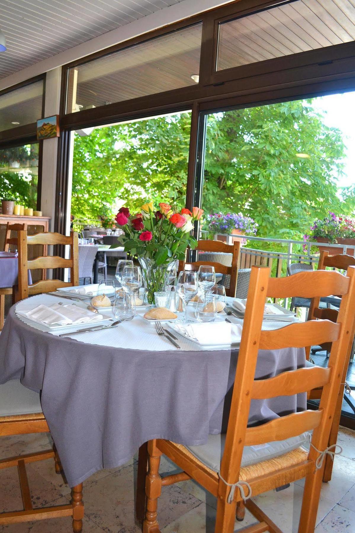 Hotel La Scala Питивье Экстерьер фото